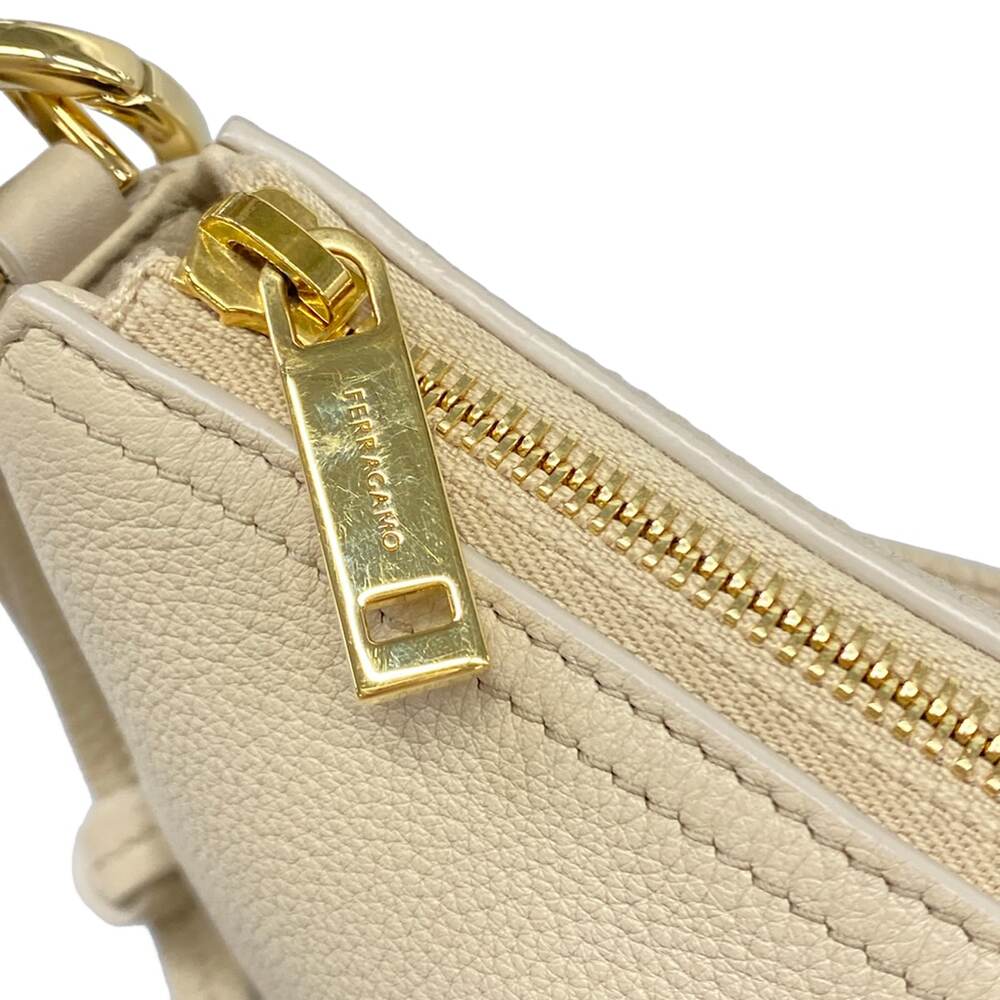 Salvatore Ferragamo Hobo Bag (S) Shoulder Bag 219873 Stone (light beige) - Picture 12 of 15